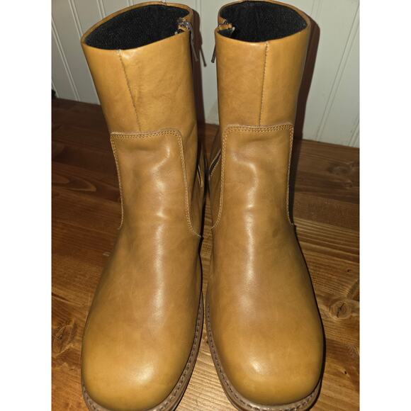 Durango Men\'s Tan Leather Boots - Side Zip - Size 10 1/2 D - Excellent Condition